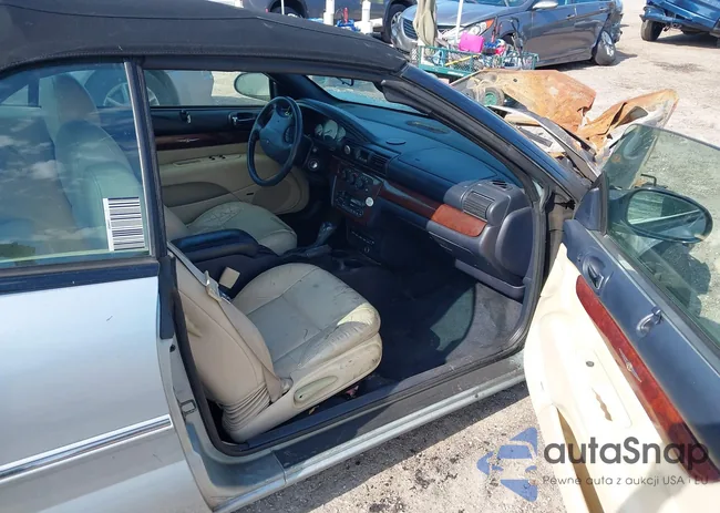 1C3EL65U81N640798: 42187449