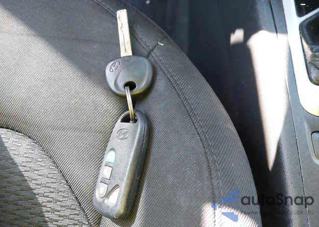 KM8JT3AF4FU112362: 42187464