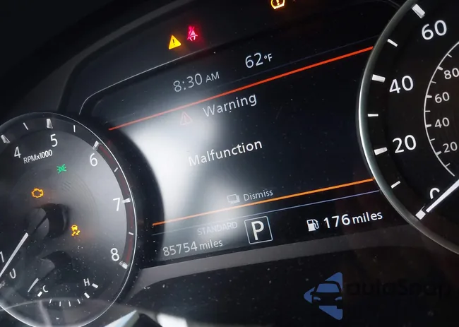 3PCAJ5M38KF135590: 42188021