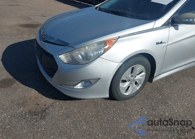 KMHEC4A48DA087759: 42188647