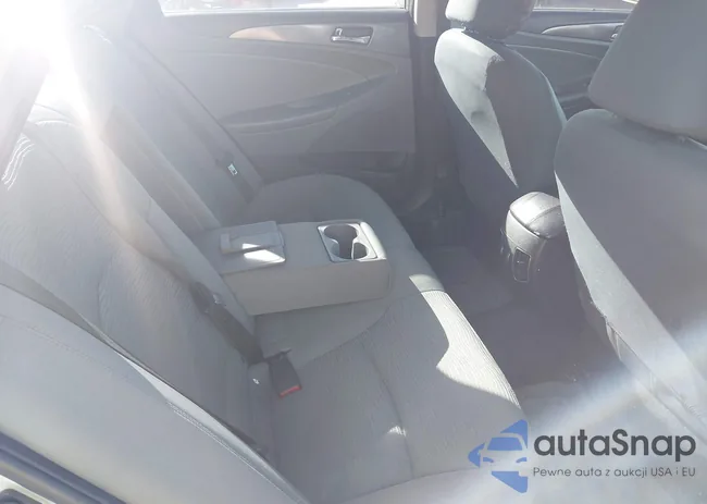 KMHEC4A48DA087759: 42188647