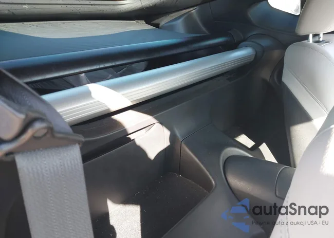 JN1AZ44E69M403769: 42188735