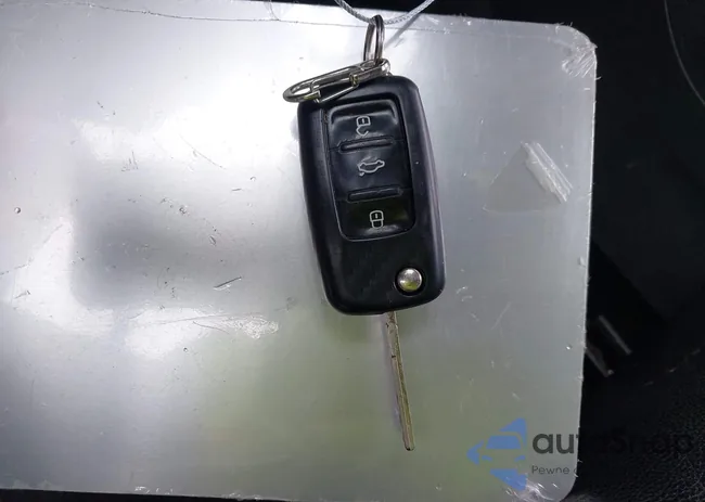 WVGAV7AX4CW528504: 42188800