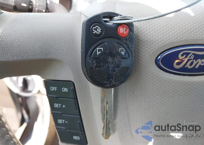 1FMCU0D76AKC27400: 42188831