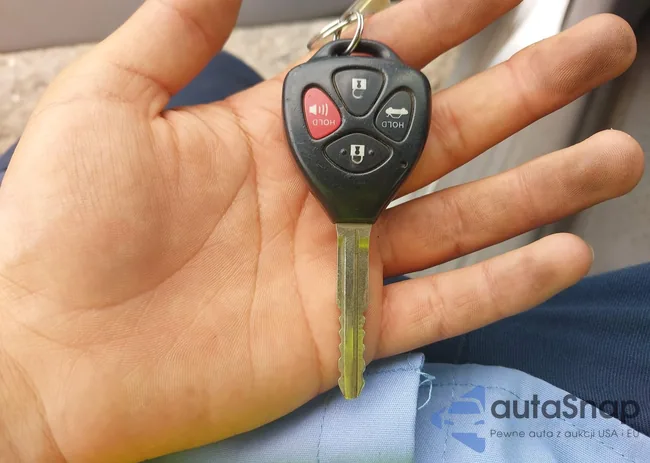 4T1BF3EK3BU728485: 42188926