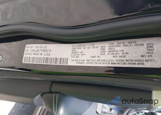 1C4RJJBG7P8843712: 42188958