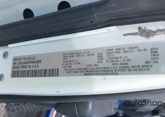 1C4GJXAGXPW643009: 42188151