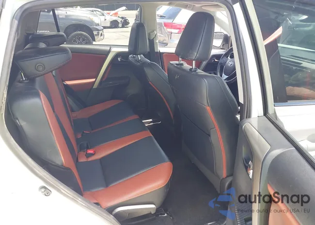 2T3YFREV3EW090158: 42188152