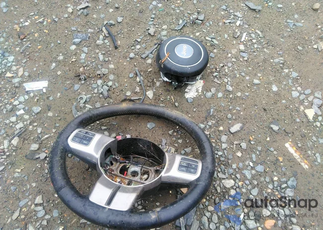 1C4RJFBT3DC524990: 42188192