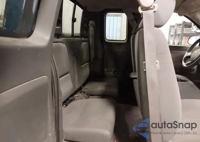 1D7HW42K27S161011: 42189549