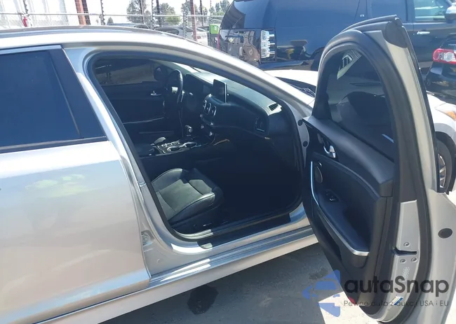 KNAE25LA1J6021873: 42189687