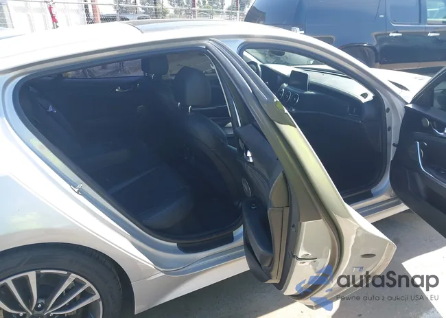 KNAE25LA1J6021873: 42189687