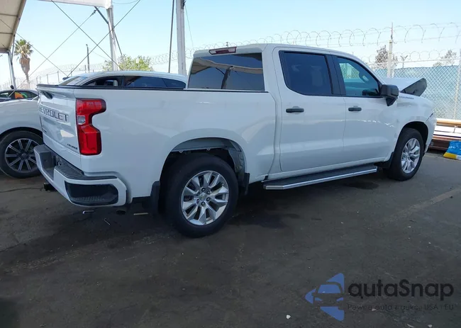 1GCPWBEK9MZ218801: 42189769