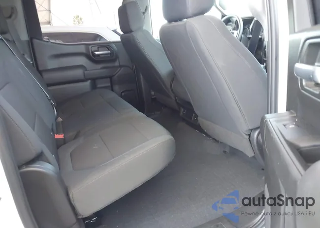 1GCPWBEK9MZ218801: 42189769