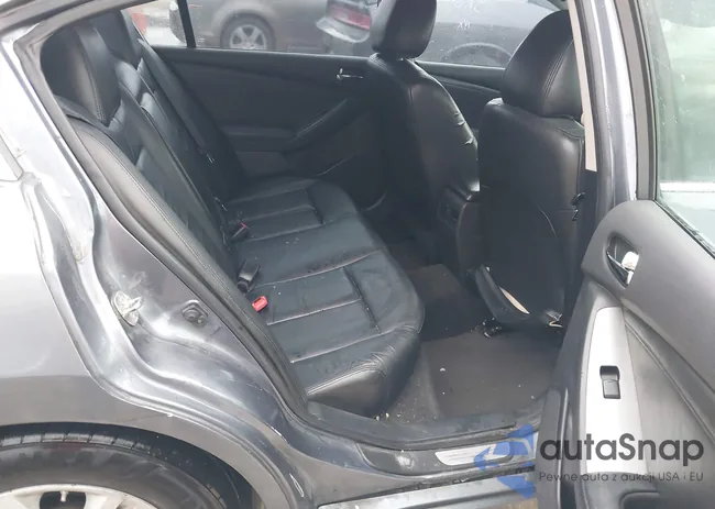 1N4AL2AP0BN512775: 42189895