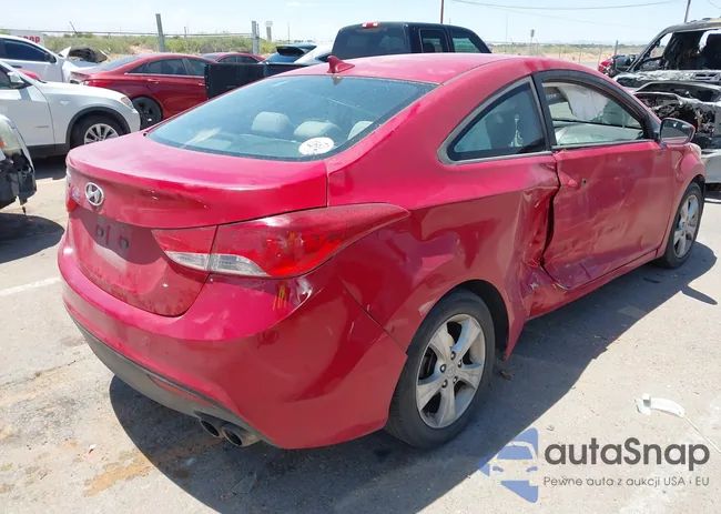 KMHDH6AE1DU013244: 42189975