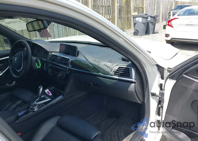 WBA8E1C53HK895336: 42189989