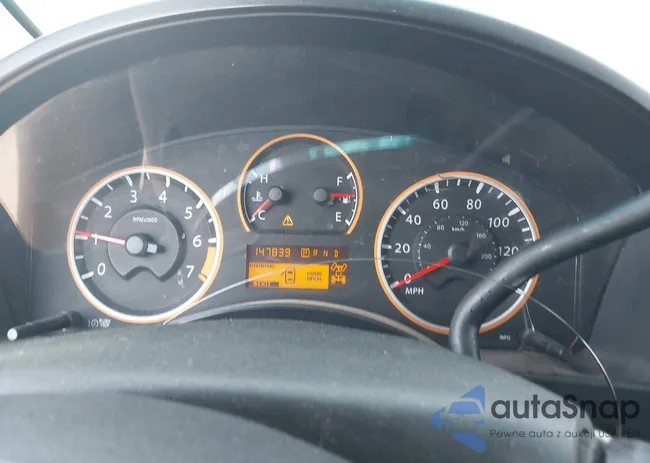 1N6AA0EJ8DN306646: 42190033