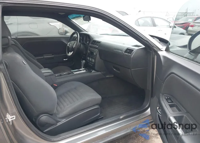 2C3CDYAGXCH285791: 42189085