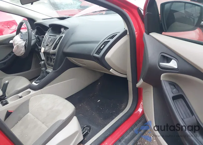 1FADP3F20EL196122: 42189265