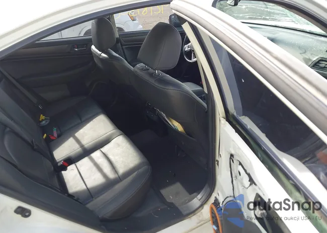 4S3BNAN60F3070375: 42189358