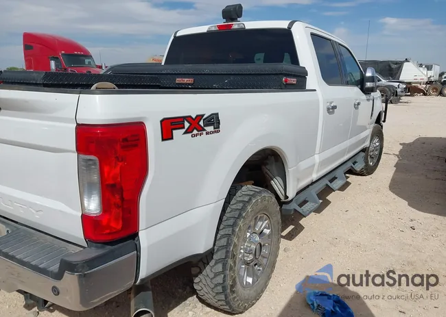 1FT7W2B64JEB71686: 42189363