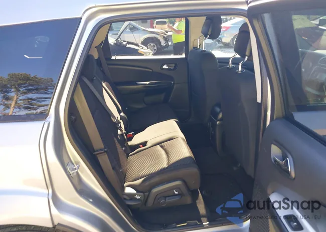 3C4PDCBG4HT563310: 42190636