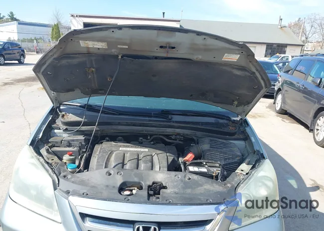 5FNRL38656B120539: 42190857