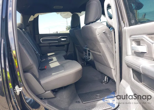 3C6UR5DL3PG635901: 42190122