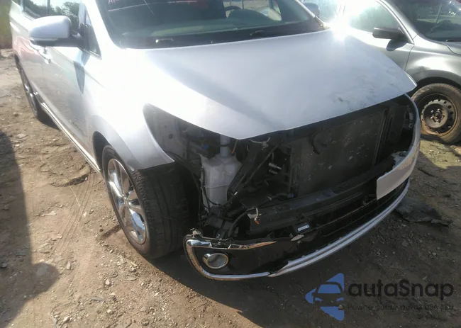 KNDME5C10J6356077: 42190187