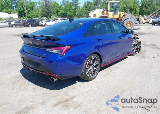 KMHLW4AKXNU004491: 42190313