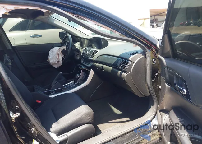 1HGCR2F58EA158767: 42191584