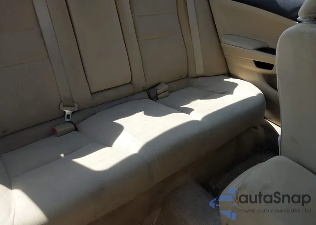 1HGCP2F37CA211847: 42191774