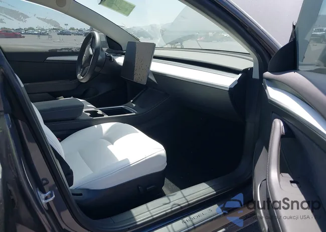 5YJ3E1EB5NF345662: 42191080