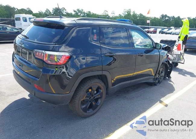 3C4NJDBB9KT601373: 42191335