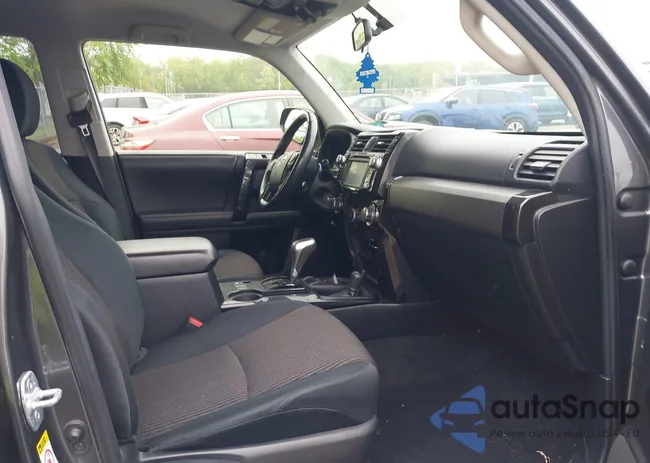 JTEBU5JR1J5502636: 42192483