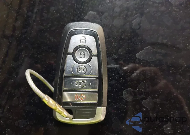 3FA6P0MU3KR180053: 42192497