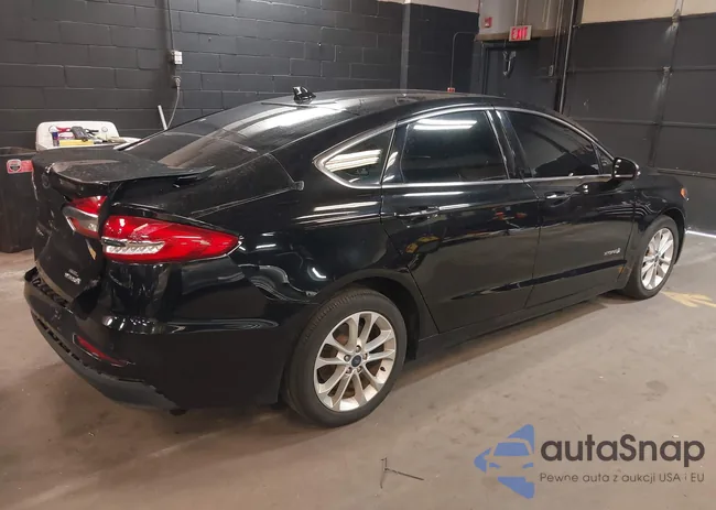 3FA6P0MU3KR180053: 42192497