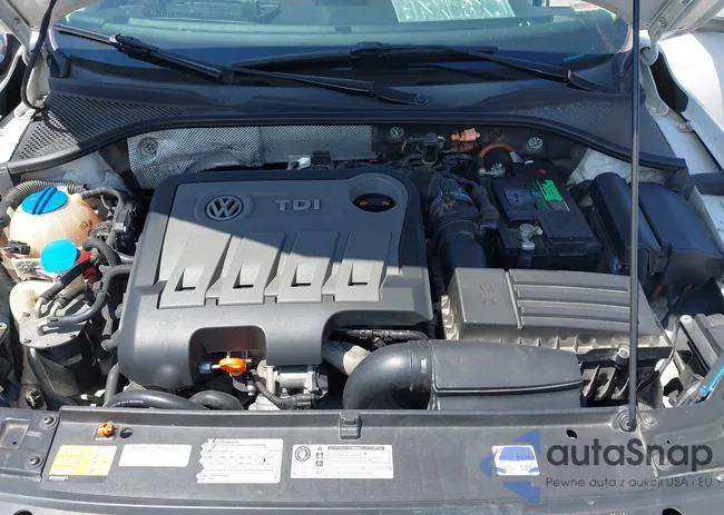 1VWCN7A34CC095906: 42192545