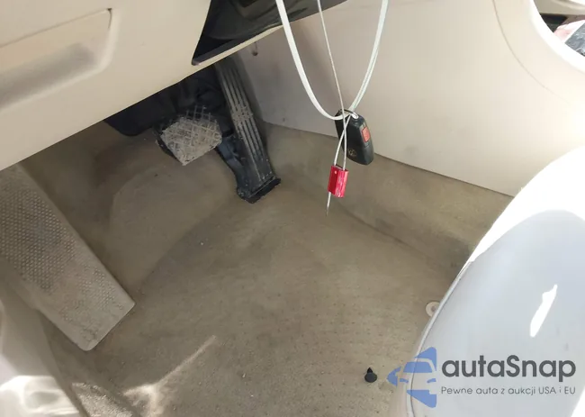 1VWCN7A34CC095906: 42192545