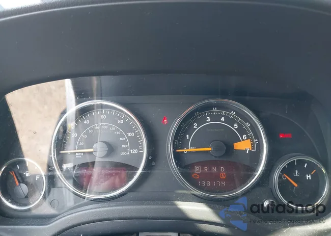 1C4NJCCB2ED587268: 42192592