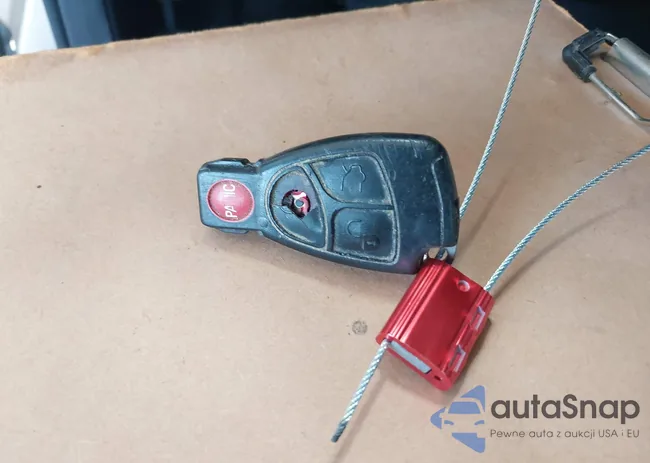 WDBRF40J94F453797: 42192749