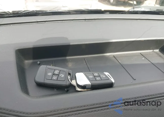 1V2KC2CA5PC214764: 42192334