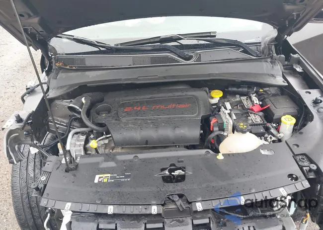 3C4NJDCB7NT141939: 42192400