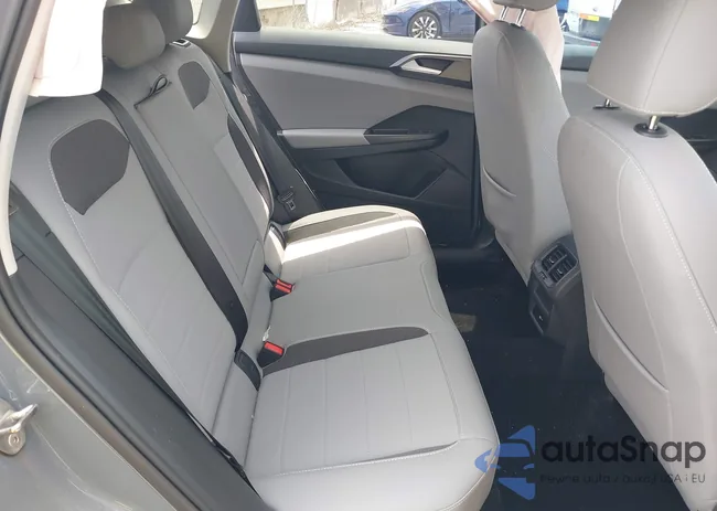 3VVSX7B26PM331928: 42193560