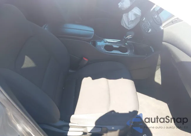 1G1ZD5ST2NF107189: 42193610