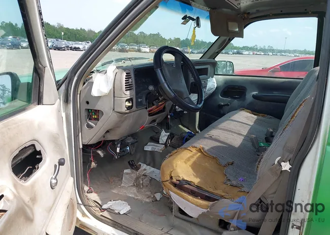 1GCGC34R1YR143112: 42193615