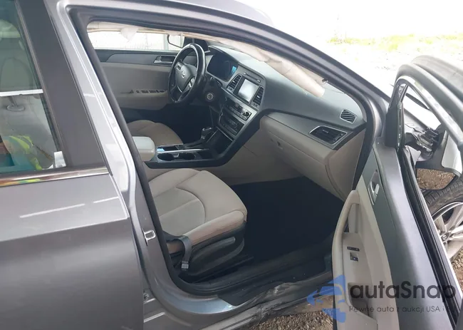 5NPE24AF7HH572904: 42193616