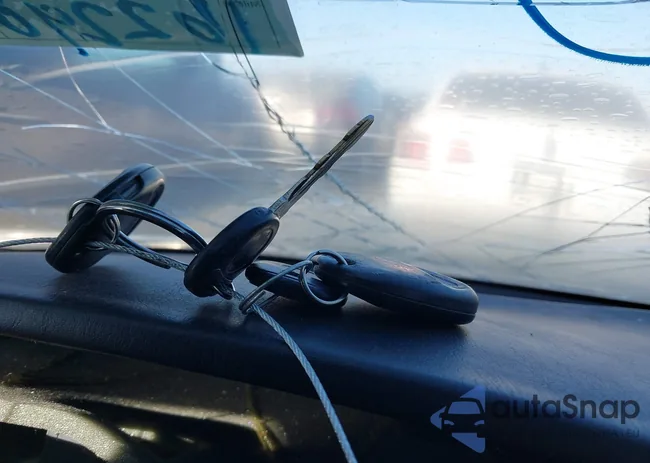 1G6KD54Y04U119341: 42193664