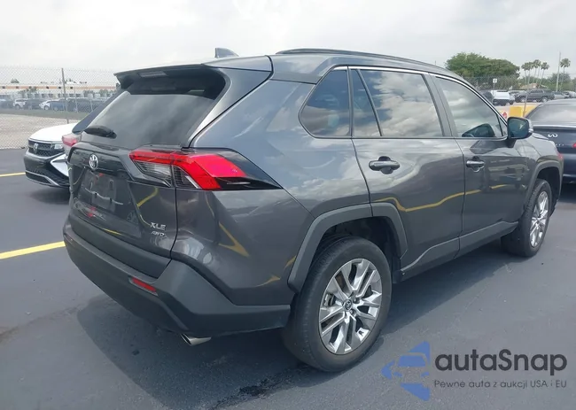 2T3A1RFV1PW402415: 42193736